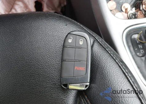 2020 Jeep Compass Latitude 4X4 из США, поврежденный, VIN 3C4NJDBB8LT119673